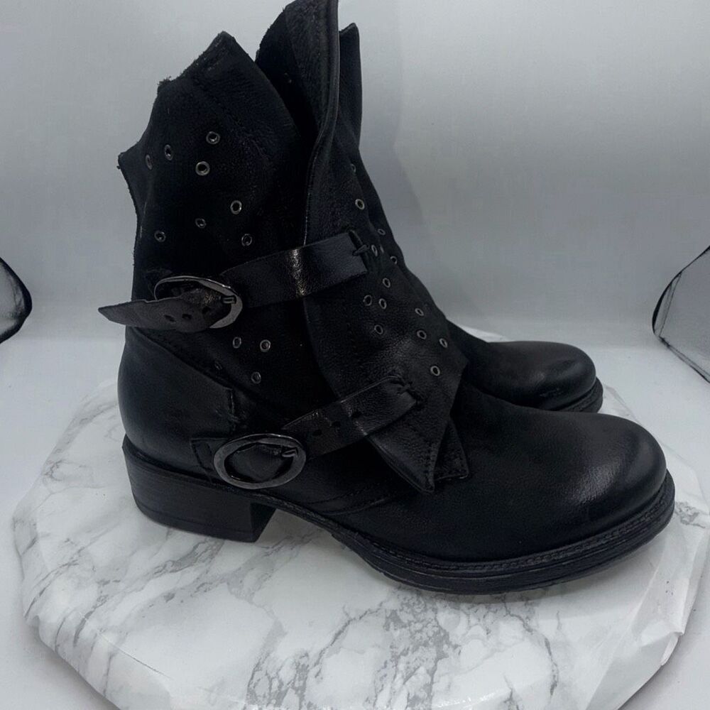 MJUS Black Leather Moto Biker Bootie-6.5
